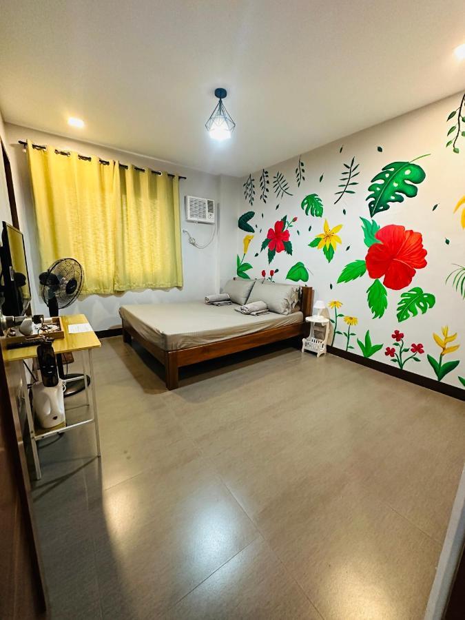 Zj Hometel Корон Екстериор снимка